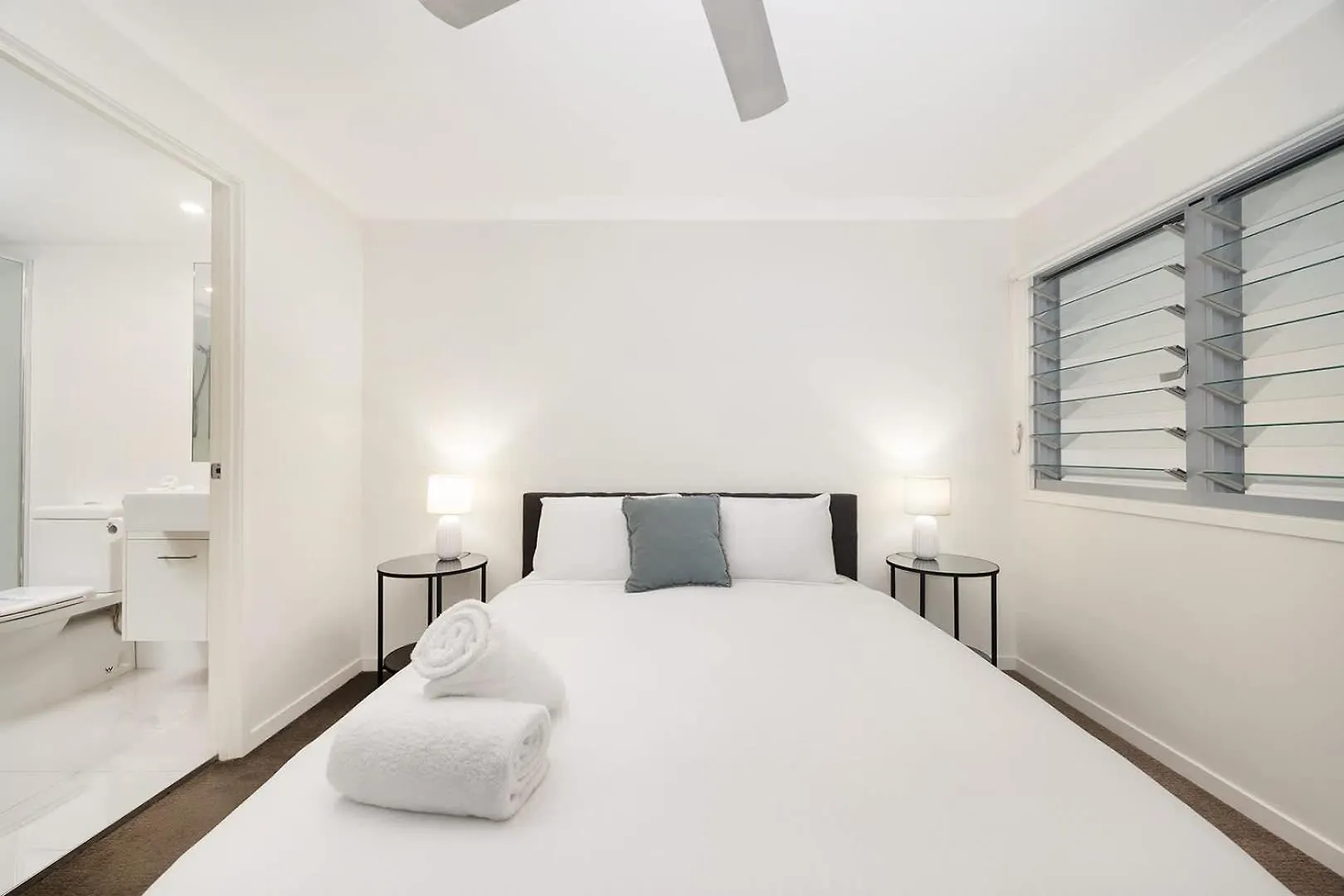 Huge Family Townhouse 3 Bathrooms 5Km To City Brisbane Feriehus